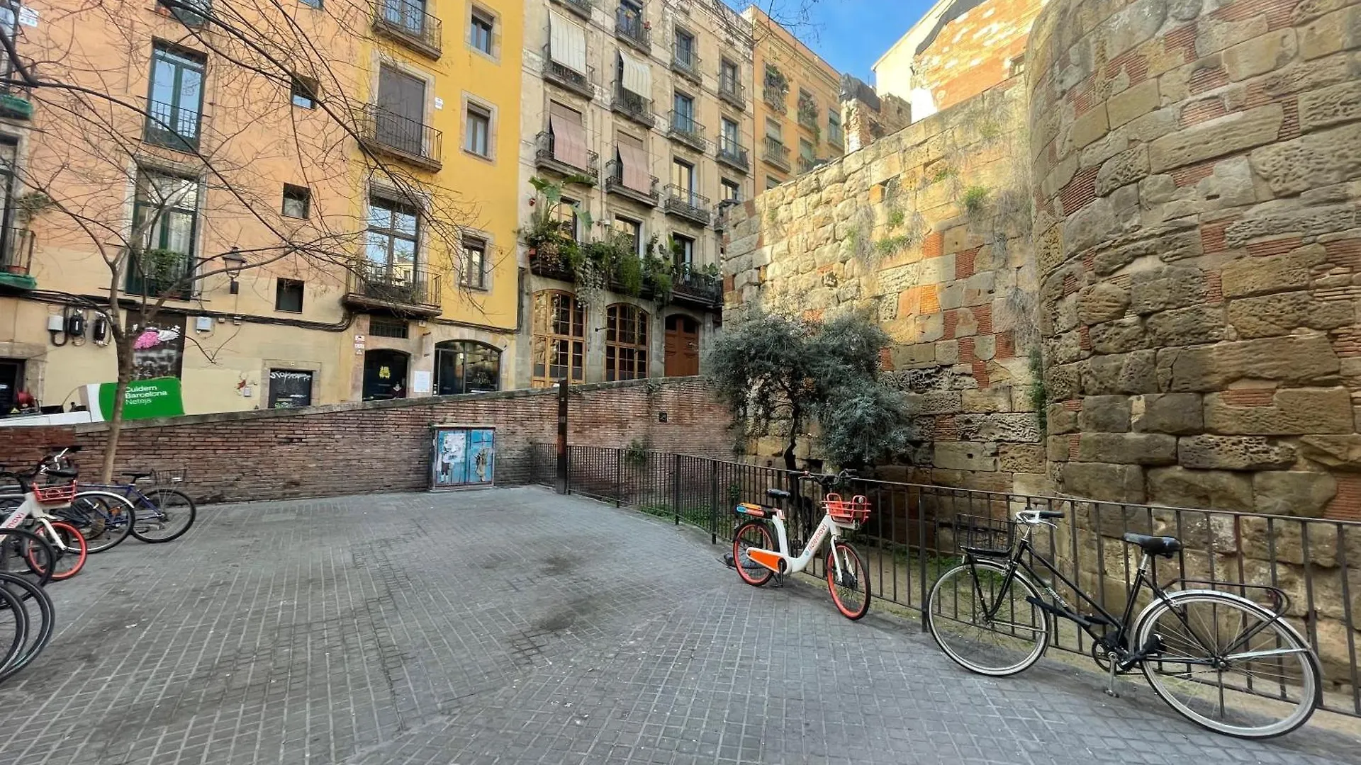 Original Duplex In The Center Of Barcelona Apartment